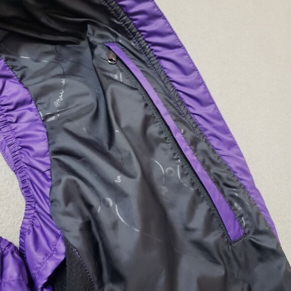 MARMOT Diamond Quilted Vest, insulated Size Medium - Purple - Picture 10 of 13